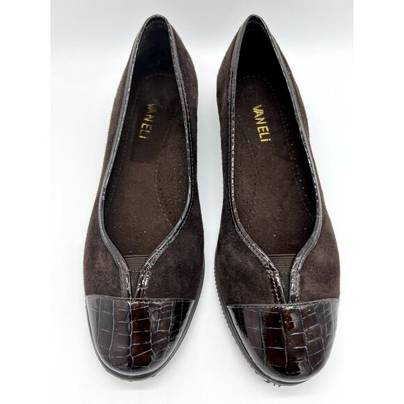 Vaneli Abaka Brown Suede Croc Embossed Cap Toe Ballet Flats Shoes Size 8M - Picture 1 of 7